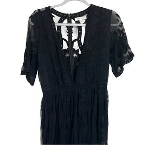 Honey Punch Elegant Black Lace Sleeve Dress